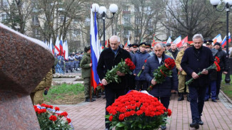 В Республике Крым почтили память воинов-интернационалистов