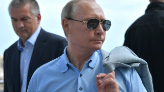 Песков сравнил эффективность Путина со «Спутником V»