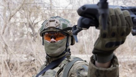 1,2 млн рублей получат военные, заключившие контракт с Минобороны России в Крыму