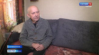 89-летнего жителя Мариуполя эвакуировала племянница из Крыма
