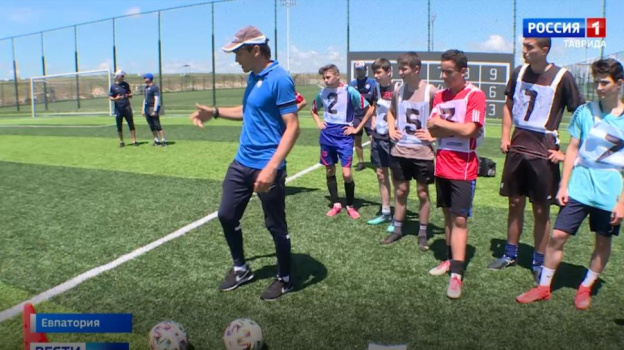 В Академии футбола Крыма стартовал отбор юных спортсменов