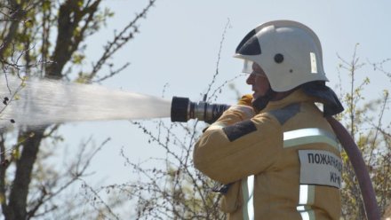 Крымские спасатели провели тренировку по тушению ландшафтного пожара в Бахчисарайском районе