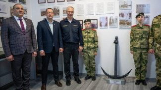 Коллекцию Генического краеведческого музея пополнил якорь, поднятый со дна Азовского моря